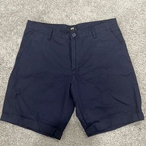 H&M chino Shorts. Navy blue. Size 33R
